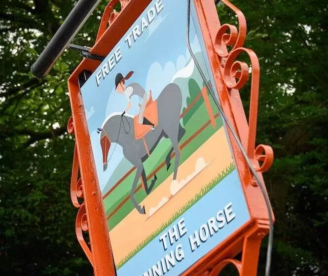 Majatalo The Running Horse