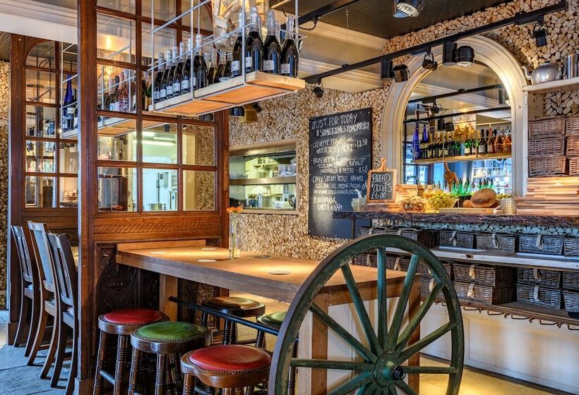 Пансион The Running Horse