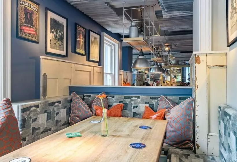 Majatalo The Running Horse