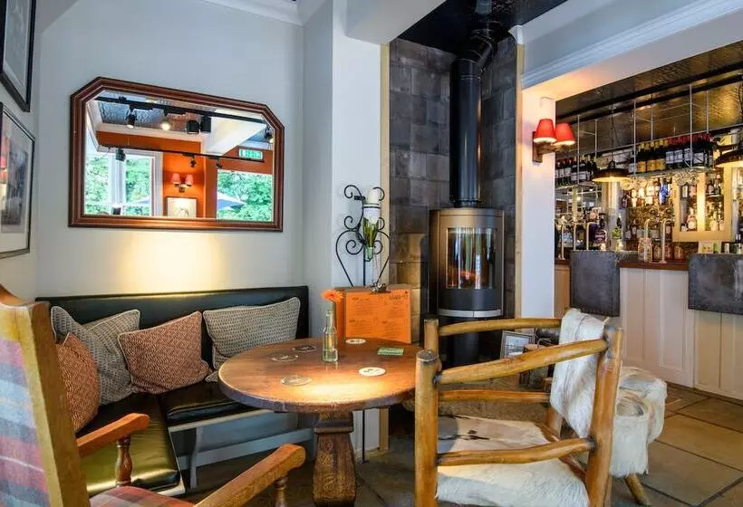 Majatalo The Running Horse