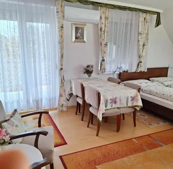 Pension óvári