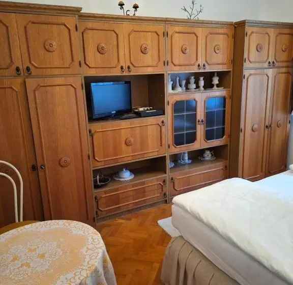 Pension óvári