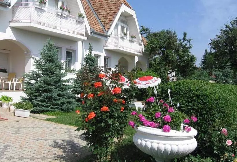 Pension óvári