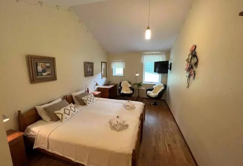 Retkeilymaja Fritza   Tidigare Hotel Fritzatorpet