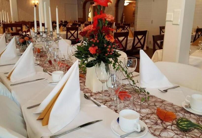 هاستل Fritza Tidigare Hotel Fritzatorpet