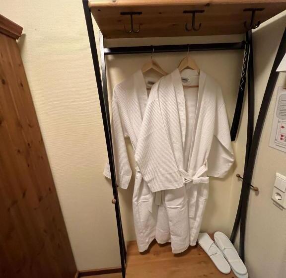 هاستل Fritza Tidigare Hotel Fritzatorpet