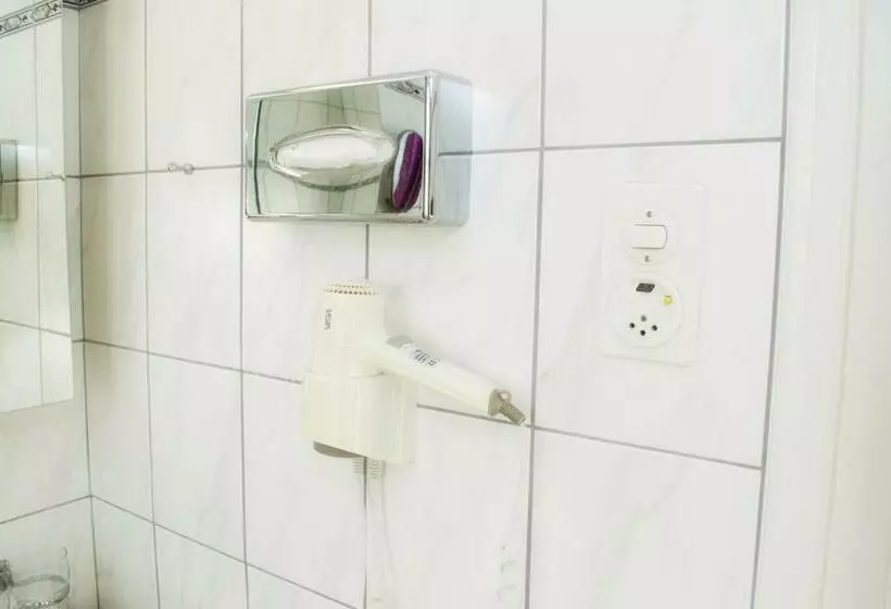 ユースホステル Gasthof Zur Saline