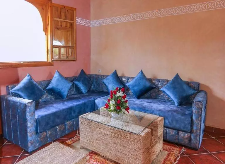 Aamiaismajoitus (B&B) Chez Mamouchthka