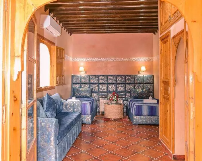 Aamiaismajoitus (B&B) Chez Mamouchthka