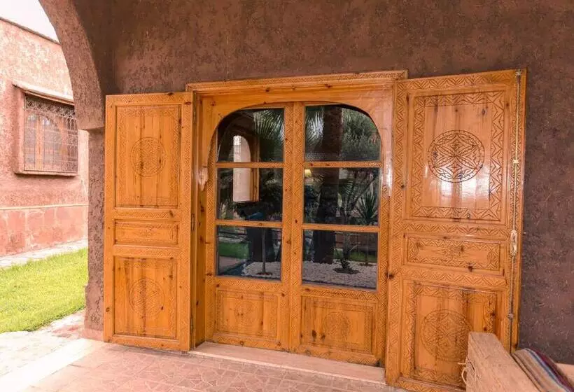 Aamiaismajoitus (B&B) Chez Mamouchthka