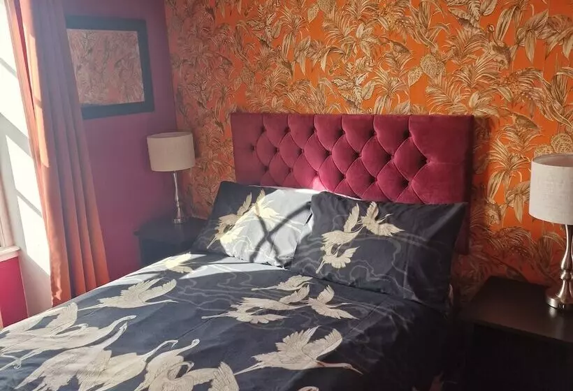 ベッドアンドブレックファースト Philbeach Guest House