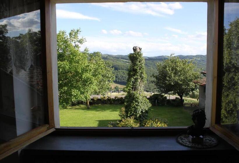 ホテル Agriturismo Casale Le Burgne