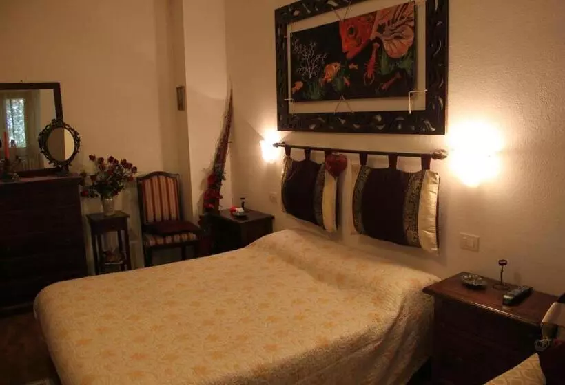 هتل Agriturismo Casale Le Burgne