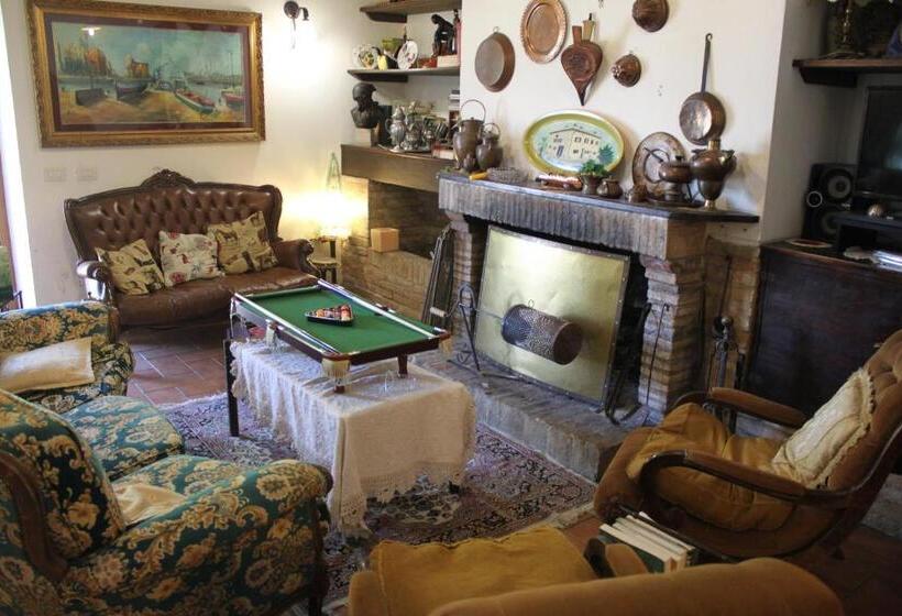 ホテル Agriturismo Casale Le Burgne