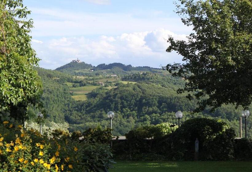 ホテル Agriturismo Casale Le Burgne