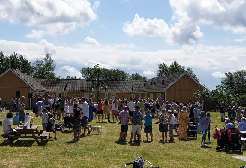 Mellbystrand Vandrarhem & Stugor Solstickan