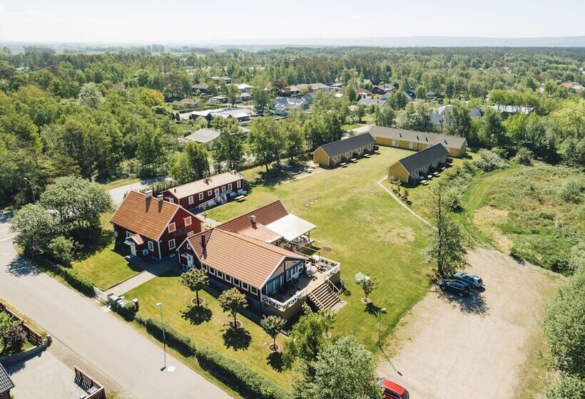 Mellbystrand Vandrarhem & Stugor Solstickan