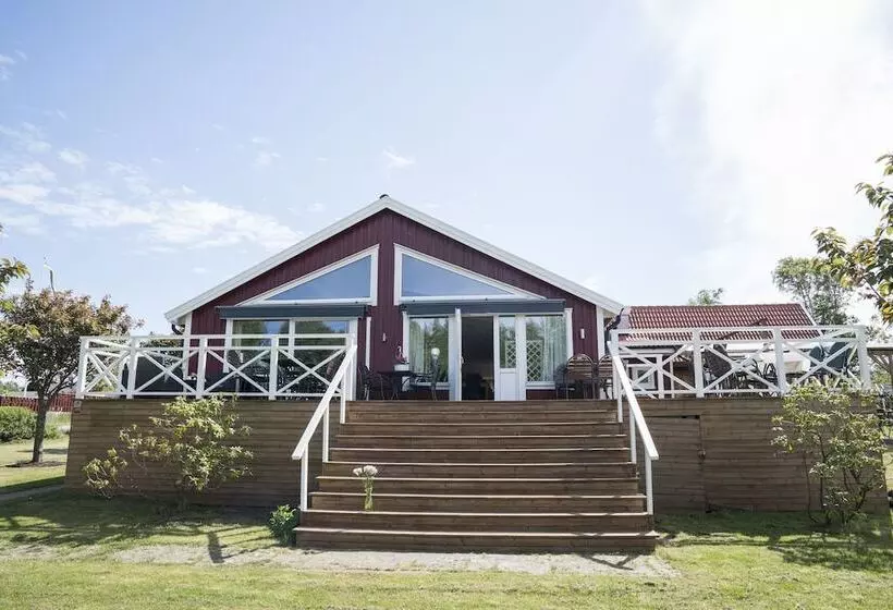 Mellbystrand Vandrarhem & Stugor Solstickan