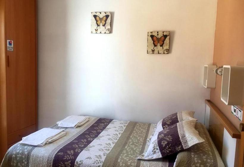 پانسیون Alojamiento Jaén