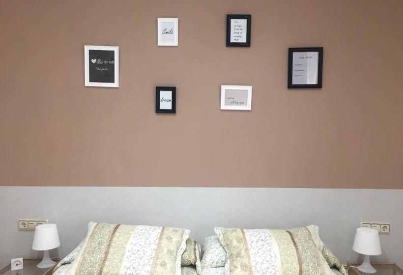 پانسیون Alojamiento Jaén