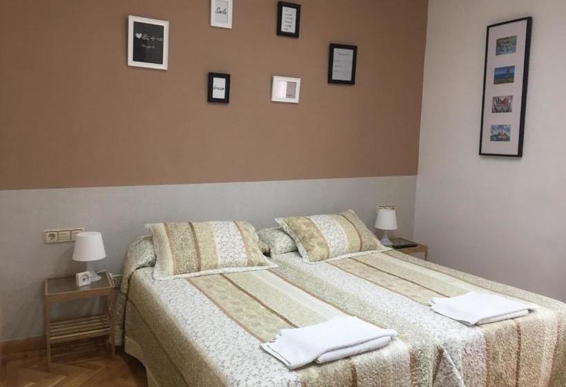 پانسیون Alojamiento Jaén