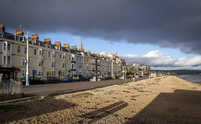 Majatalo Channel View Guest House