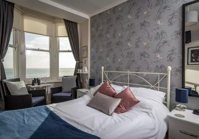 Majatalo Channel View Guest House