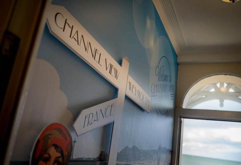 Пансион Channel View Guest House