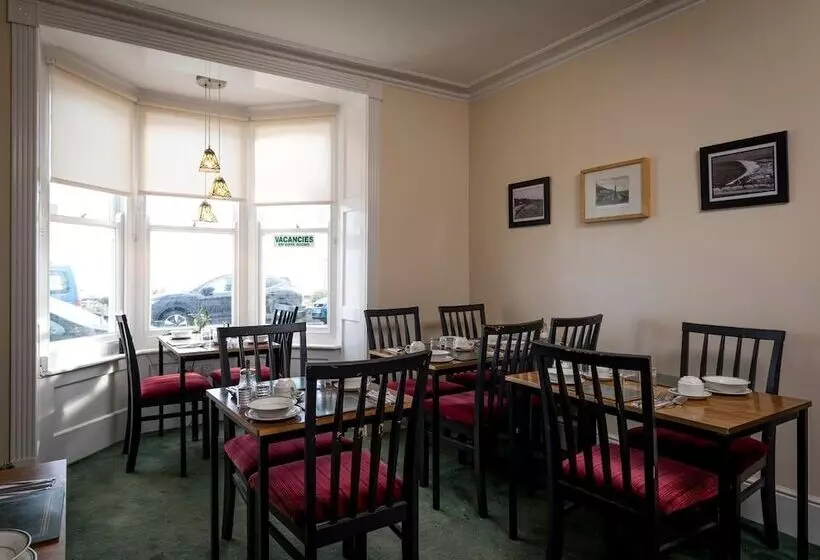 Majatalo Channel View Guest House