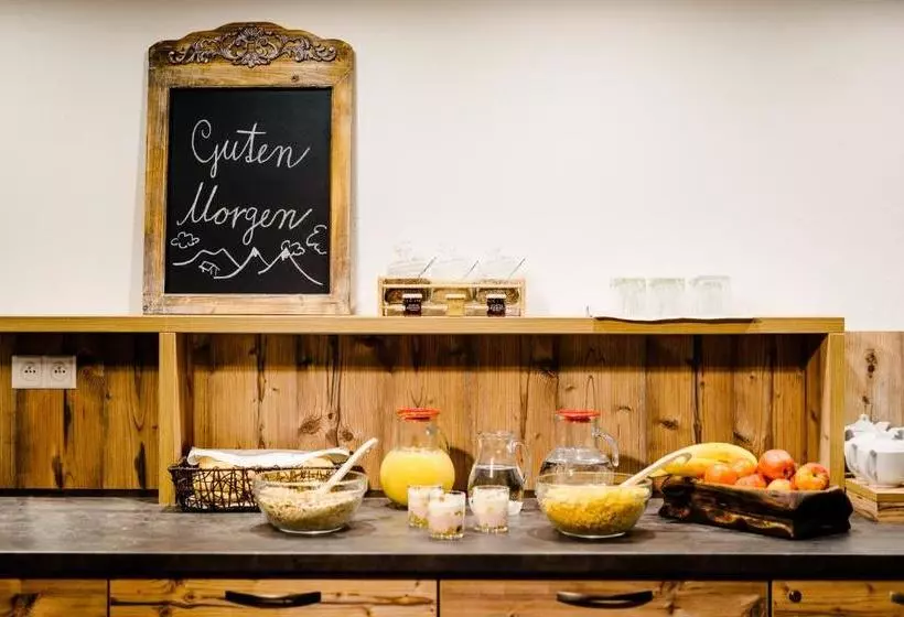 ペンション Garni Stefani