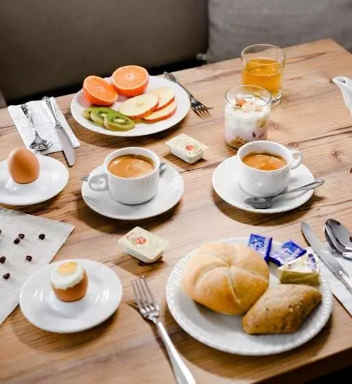 ペンション Garni Stefani