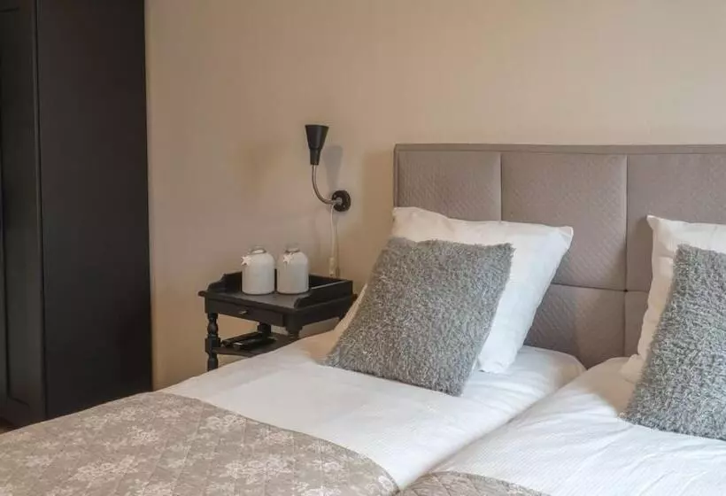 ペンション Guesthouse Lazey