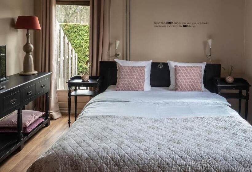 פנסיון Guesthouse Lazey