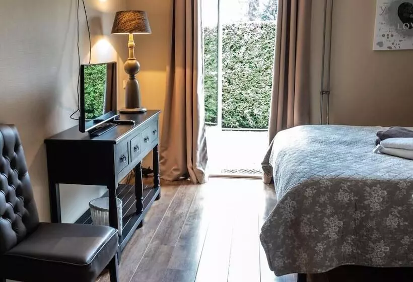 ペンション Guesthouse Lazey