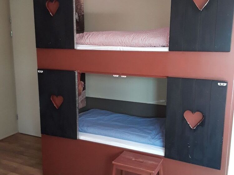 פנסיון Guesthouse Lazey