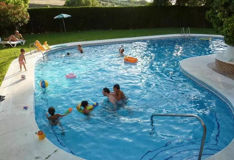 Majatalo Hostal El Sevillano