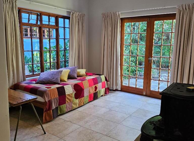 פנסיון House Of House Guest House