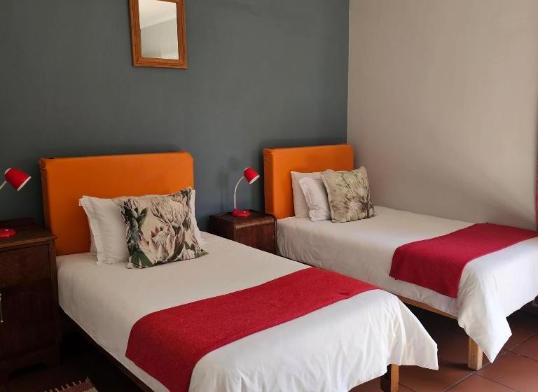 פנסיון House Of House Guest House