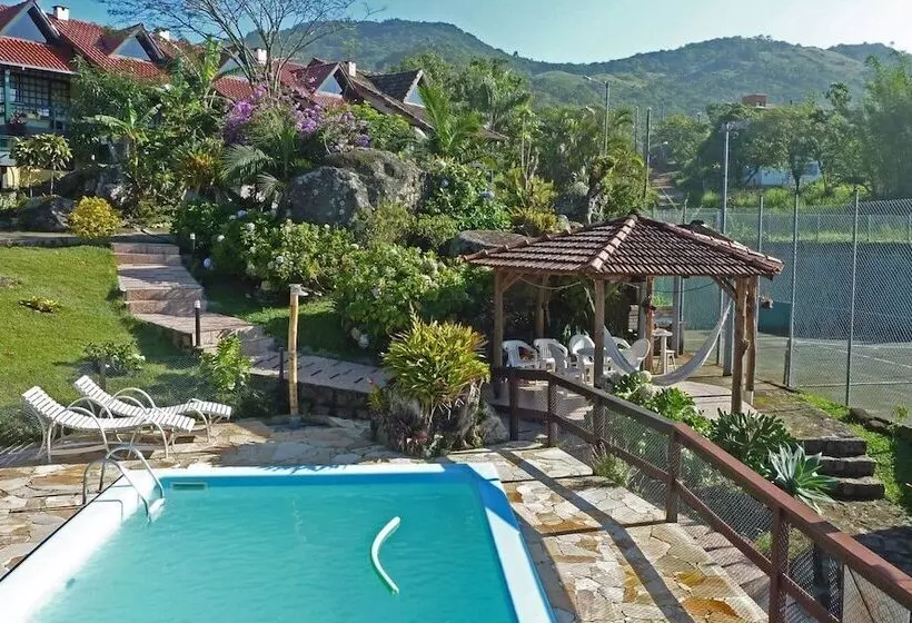 ペンション Pousada Do Taxo