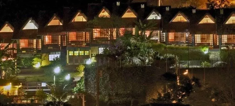 ペンション Pousada Do Taxo