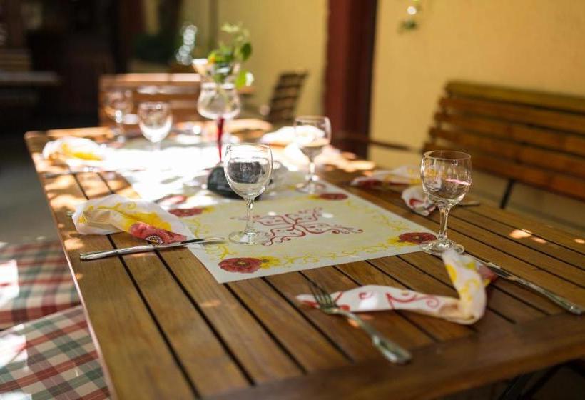 Пансион Reichsschenke Zum Ritter Götz Garni