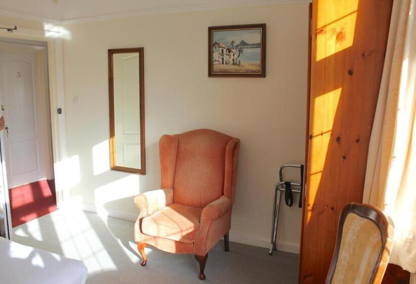 بنسيون The Dial House Guest House