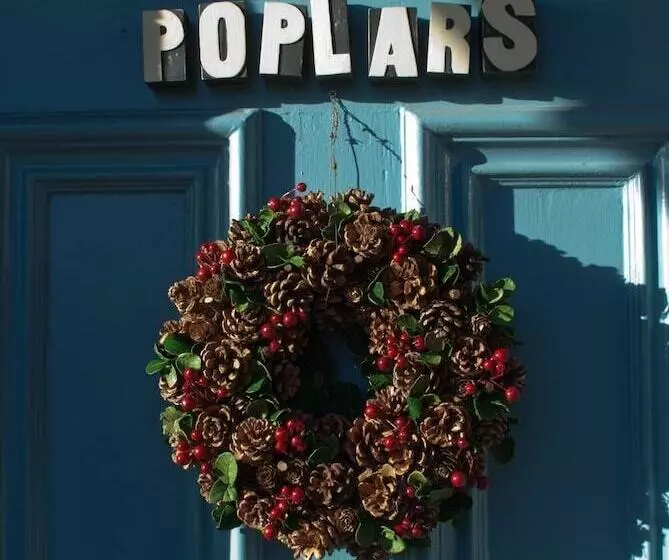 ペンション The Poplars Boutique Bb