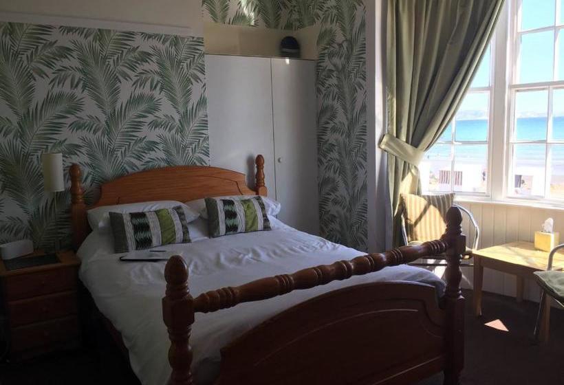 Пансион Whitecliff Guest House