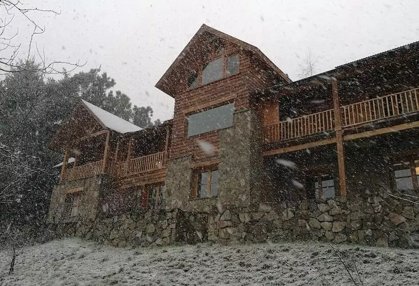 ユースホステル Hosteria Barenhaus