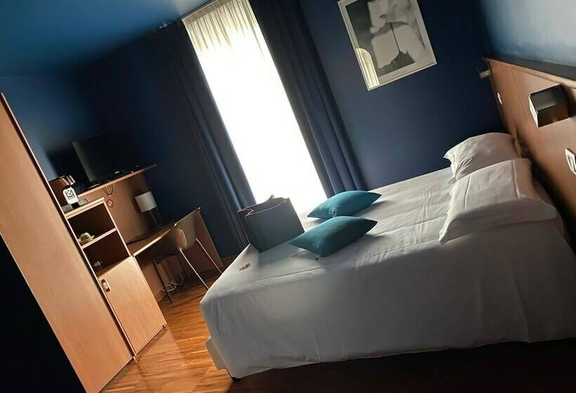 هتل Albergo Residenza Al Teatro