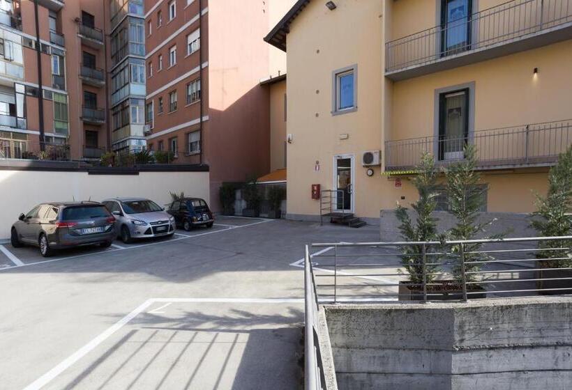 هتل Albergo Residenza Al Teatro