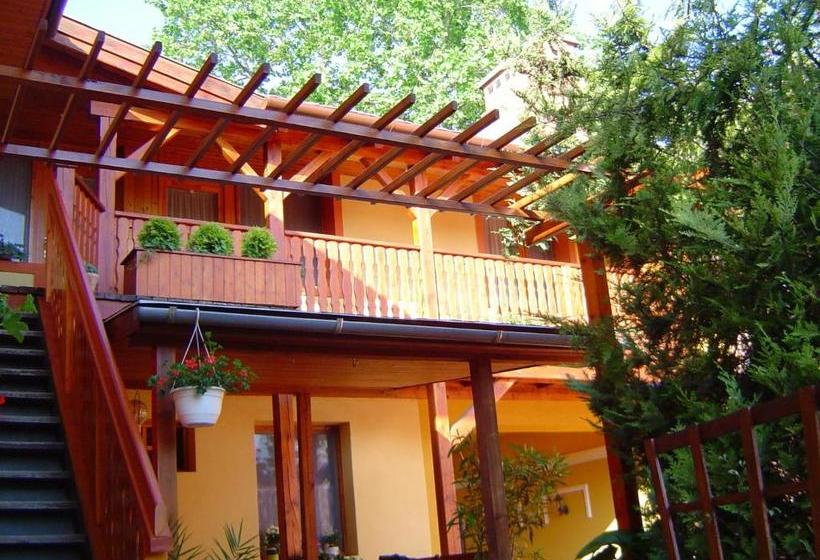 פנסיון Lunczer Vendégház