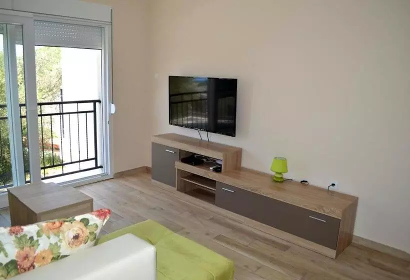 پانسیون Apartments Mm