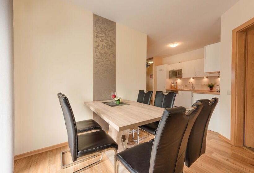 بنسيون Bergparadies Appart Luxkogel